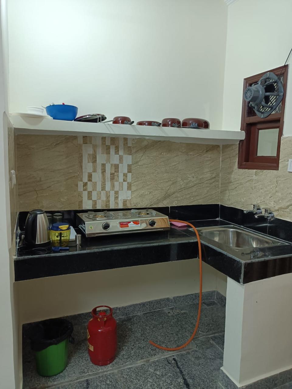 Greenview Room 1